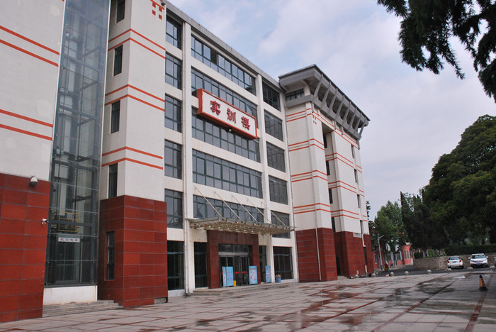1實訓(xùn)樓.JPG